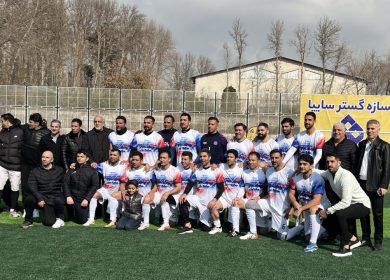 دیدار دوستانه ستارگان دهه 60 و ستارگان هنر برگزار شد