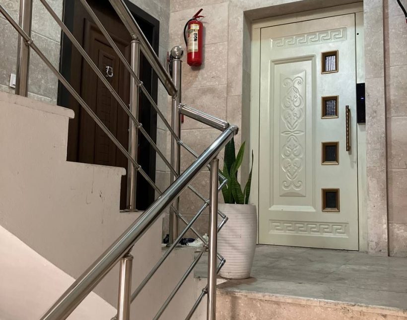 آپارتمان شمال مازندران ۲ خواب سند تک برگ لوکیشن شهری | ۹۷ متر