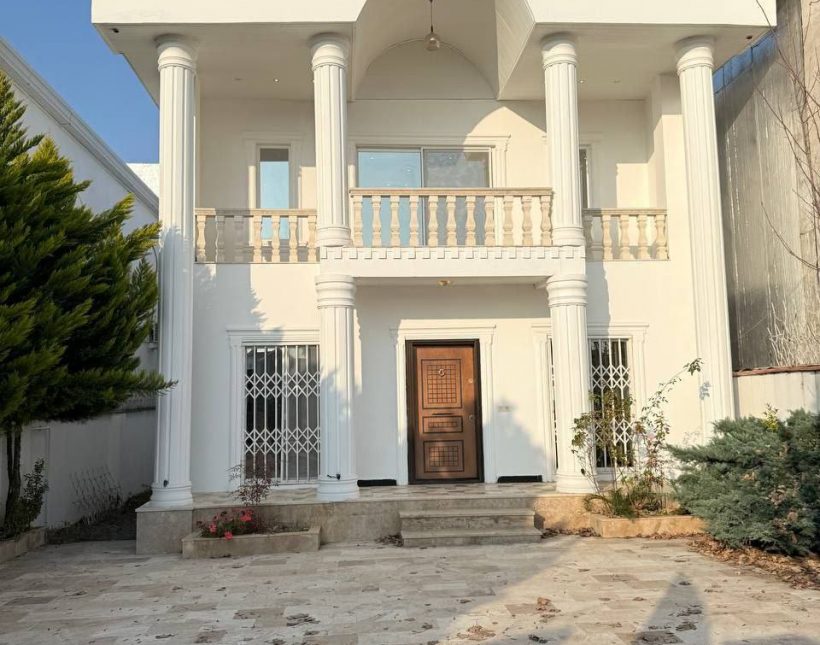 ویلا دوبلکس با ۲۷۰ متر زمین با ویو عالی | ۲۷۰ متر