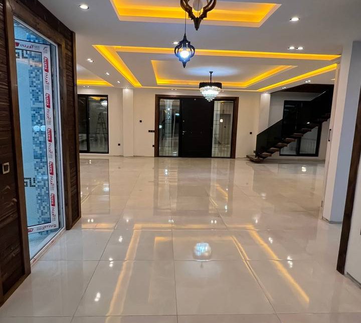 کاخ ویلا در دل جنگل | ۳۵۰ متر