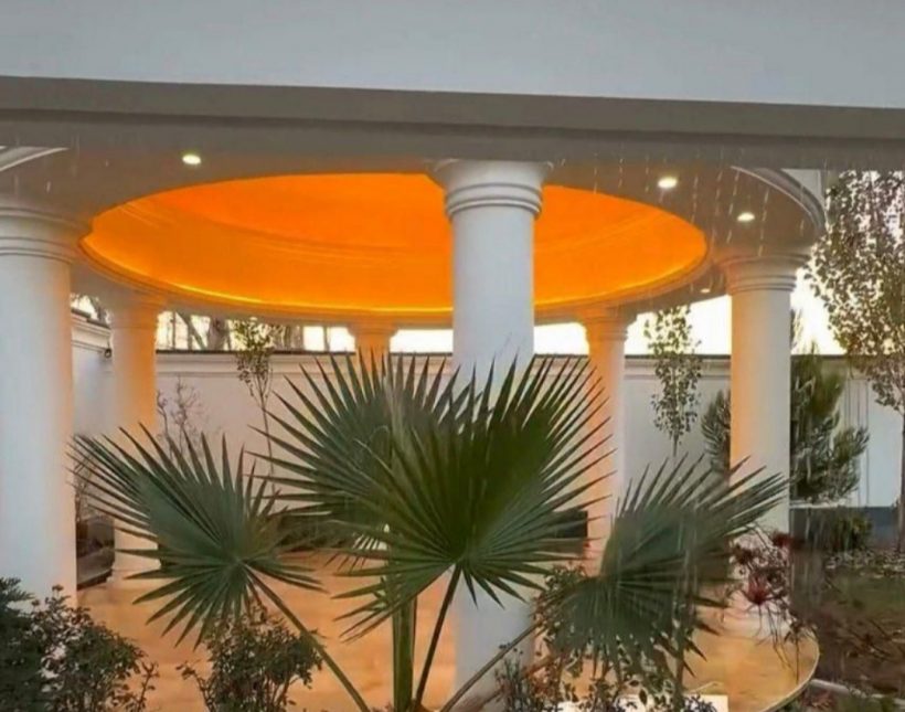 فروش ویژه عمارت کلاسیک ۶۰۰ متری هوشمنداستخر دار | 600 متر