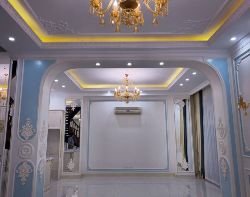 خرید قصر مجلل کلاسیک نما سنگ استخر دار بام سعادت آباد | 500 متر