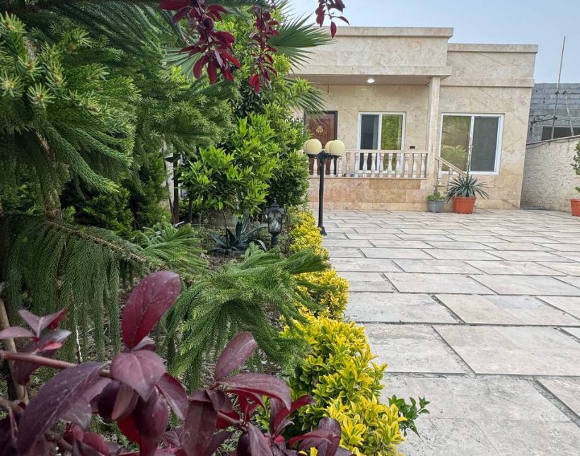 خرید ویلا باغ همکف سند دار با استخر در جاده جنگلی ایزدشهر | ۷۰۰ متر