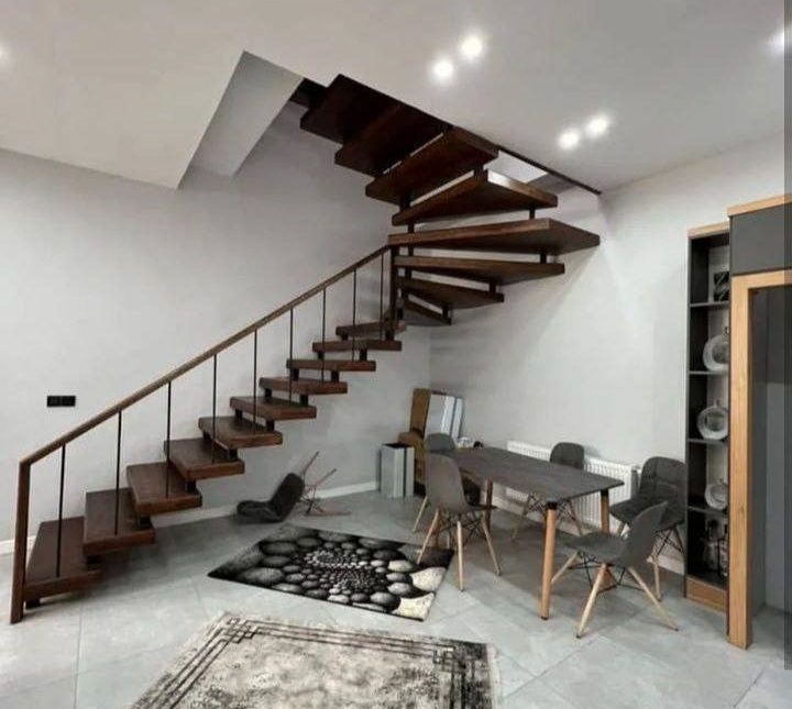 ویلا با ۳۰۰ متر زمین و مبلمان شیک | ۳۰۰ متر