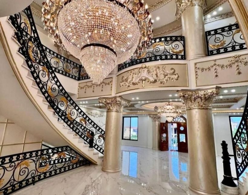 خرید ویلا عمارت ۵۰۰ متری استخر داخلی نما سنگ | 500 متر