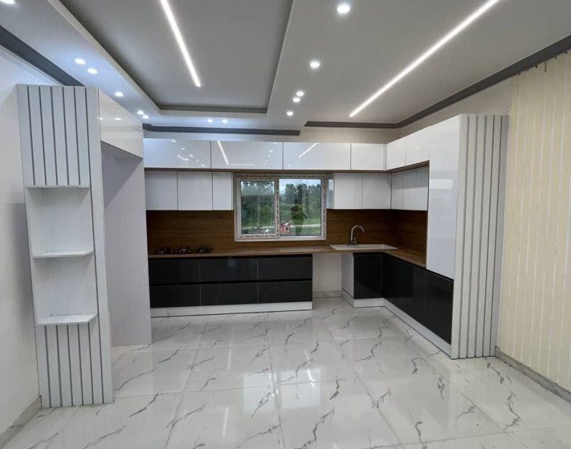 خرید ویلا ۴ خواب استخر داخلی شهرکی | ۲۸۰ متر