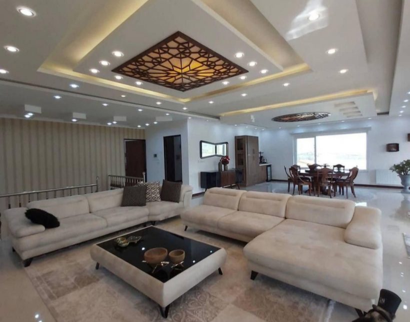 فروش ویژه ویلا عمارت نما سنگ ۶۰۰ متری فول فرنیش سعادت آباد | 600 متر