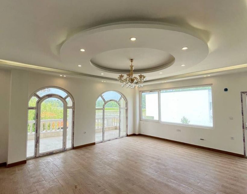 خرید عمارت سنگی با استخر، سونا جکوزی و روف عالی | ۴۵۰ متر