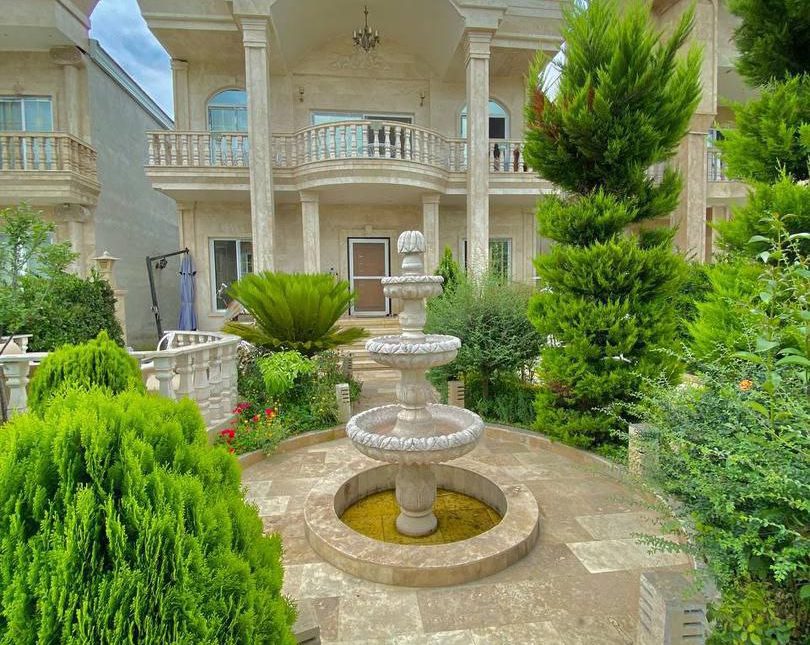 خرید ویلا نما رومی دوبلکس ۴ خواب در شهرک با نگهبانی | ۳۴۰ متر