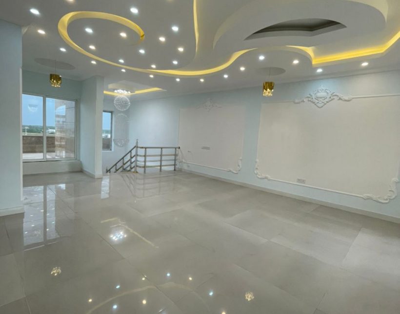 خرید کاخ ویلای شهرکی با استخر ۴ فصل در دامنه جنگل | ۴۵۰ متر