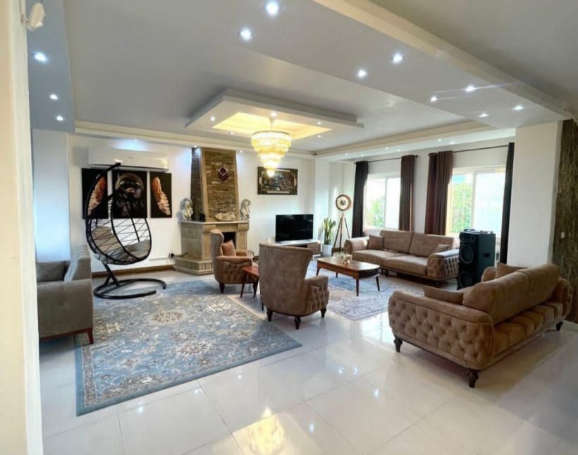 فروش ویژه ویلا عمارت نما سنگ ۵۰۰ متری استخر داخلی | 500 متر