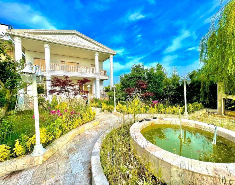 خرید ویلا باغ ۵۰۰ متری مبله با لوکیشن عالی | ۵۰۰ متر