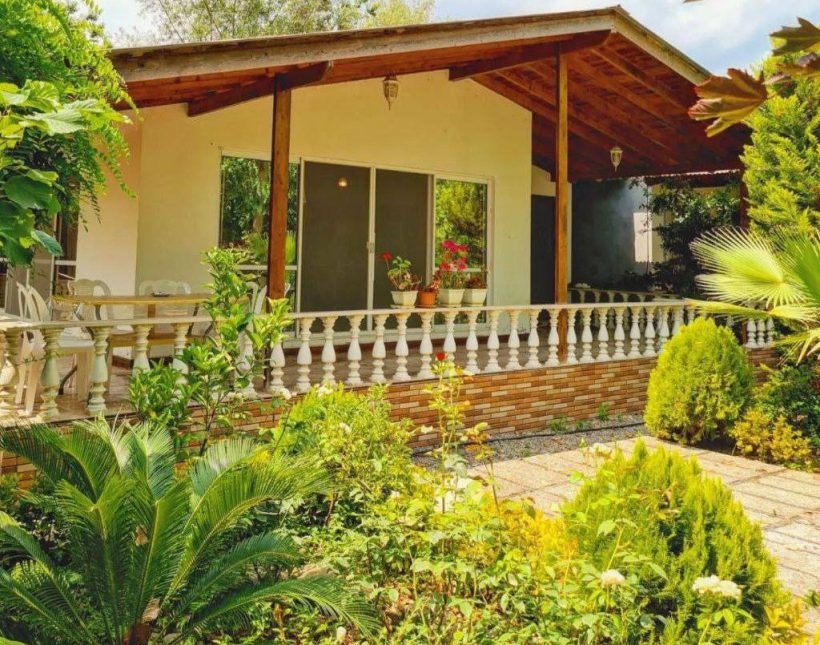 خرید ویلا باغ ۵۰۰ متری مبله با لوکیشن عالی | ۵۰۰ متر