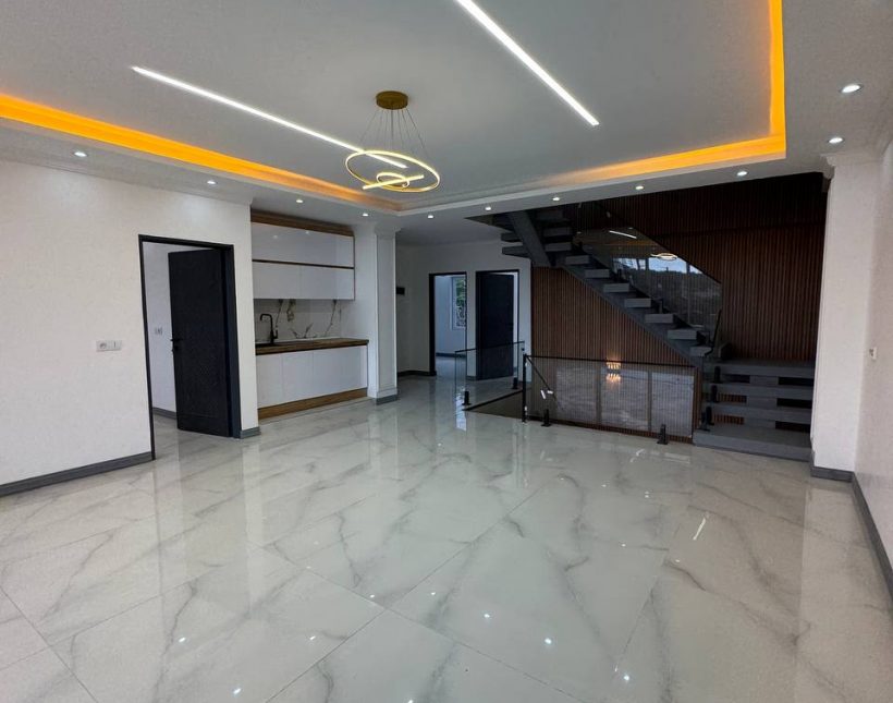خرید ویلای دوبلکس ۵ خواب با استخر و جکوزی پلاک اول جنگل | ۳۵۰ متر