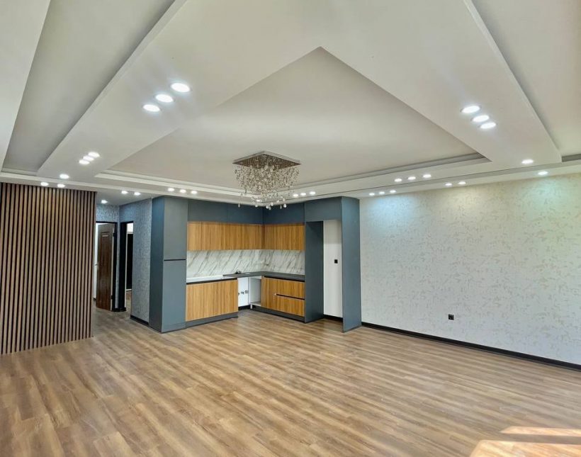 خرید ویلا 215 متری تاپ لوكيشن سازنده برند | 215 متر