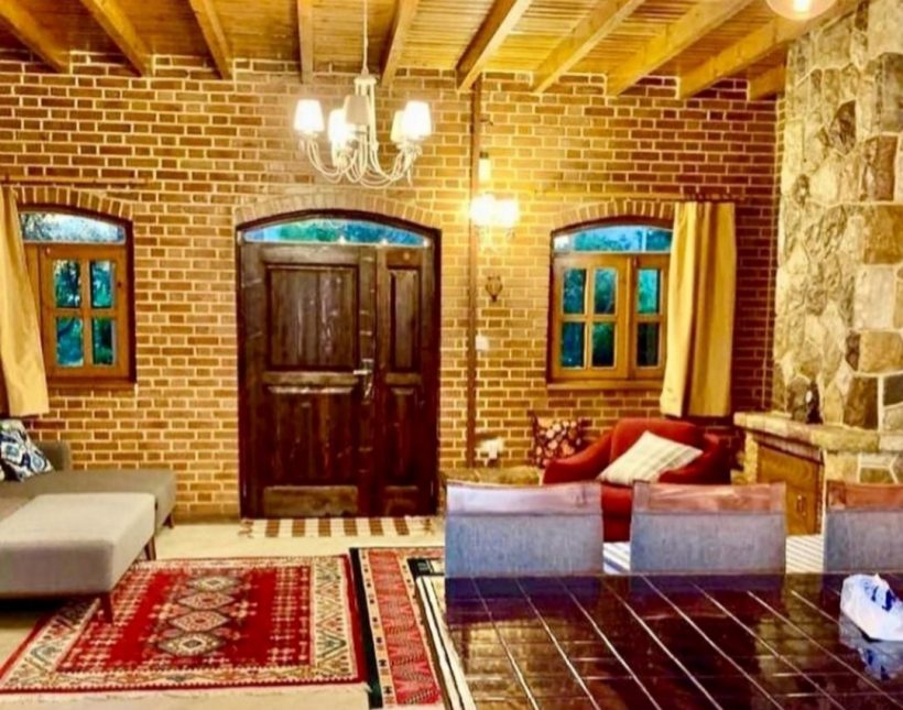 خرید ویلا در شمال ۴۰۰ متری کلاسیک استخردار شهرک پای کوه | ۴۰۰ متر
