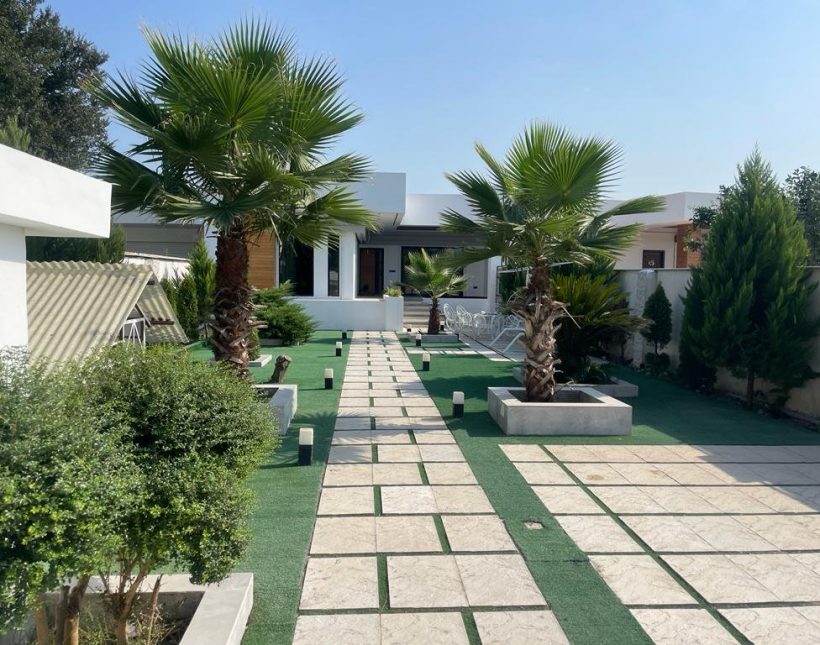 خرید ویلای نوساز استخردار مبله کامل با استخر ۴ فصل | ۳۲۰ متر