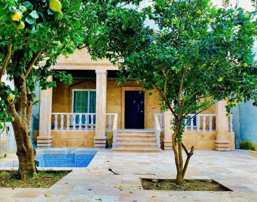 خرید ویلا باغ نما سنگ ۳۰۰ متری با لوکیشن عالی | ۳۰۰ متر