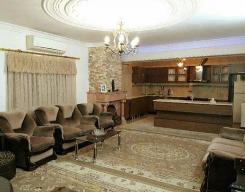 خرید ویلا شهرکی ۳۲۰ متری با لوکیشن عالی | ۳۲۰ متر