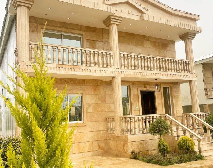 خرید ویلا لوکس نما سنگ با ۲۶۰ متر زمین | ۲۶۰ متر