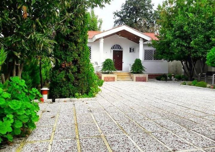 خرید ویلا باغ با ۳۱۰ متر زمین با دسترسی عالی | ۳۱۰ متر