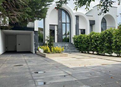 خرید ویلا شیک با ۲۴۰ متر زمین با لوکیشن عالی | ۲۴۰ متر