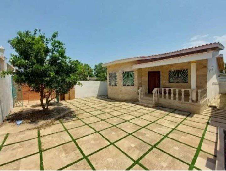 خرید ویلا با ۲۵۰ متر زمین با لوکیشن عالی | ۲۵۰ متر