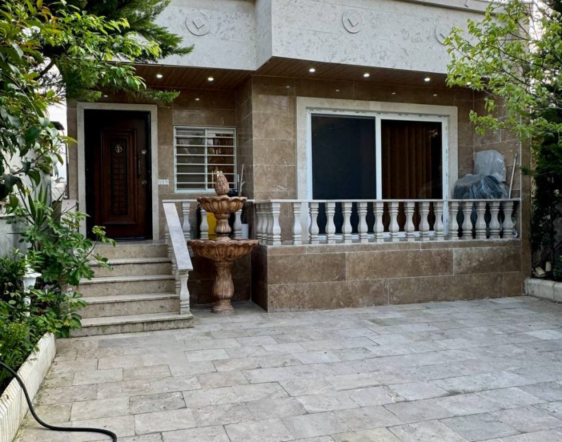 خرید ویلا مبله با ۲۰۰ متر زمین قابل معاوضه با خودرو | ۲۰۰ متر