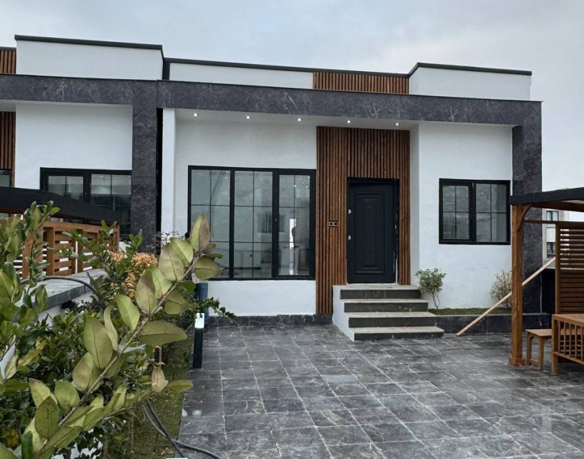 خرید ویلا فلت استخر دار با ۲۲۰ متر زمین ویو عالی | ۲۲۰ متر