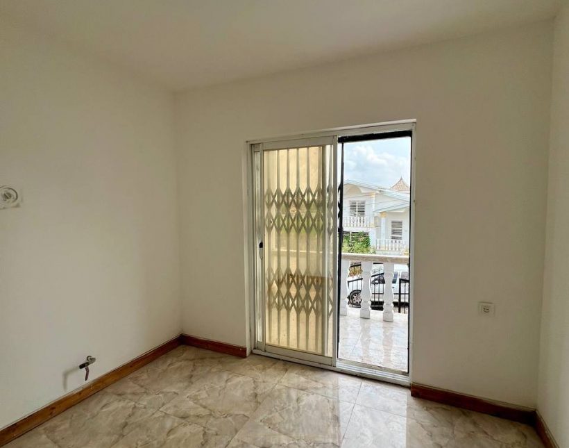 خرید ویلا 250 متری مدرن تاپ لوكيشن دل طبيعت | 250 متر