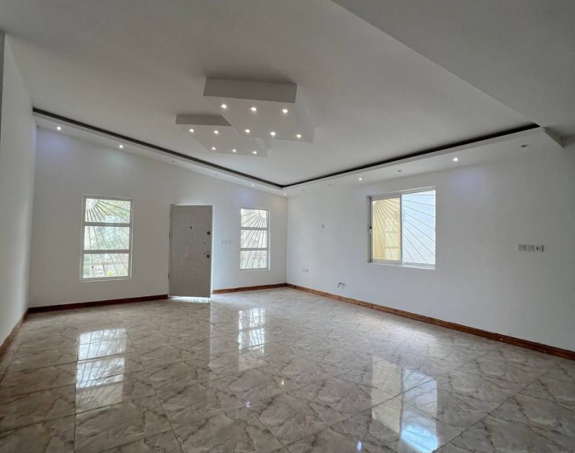 خرید ویلا 250 متری مدرن تاپ لوكيشن دل طبيعت | 250 متر