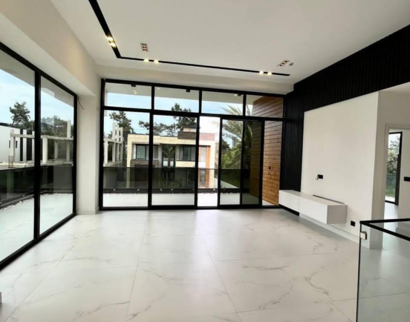 فروش عمارت ۵۰۰ متری دبل روف گاردن ۵ خواب استخر روباز | ۵۰۰ متر