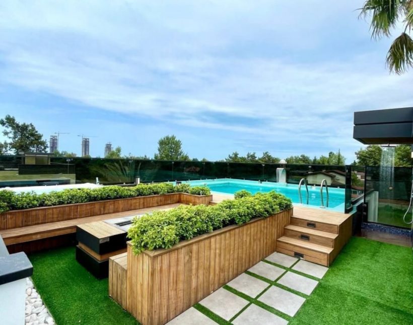 فروش عمارت ۵۰۰ متری دبل روف گاردن ۵ خواب استخر روباز | ۵۰۰ متر