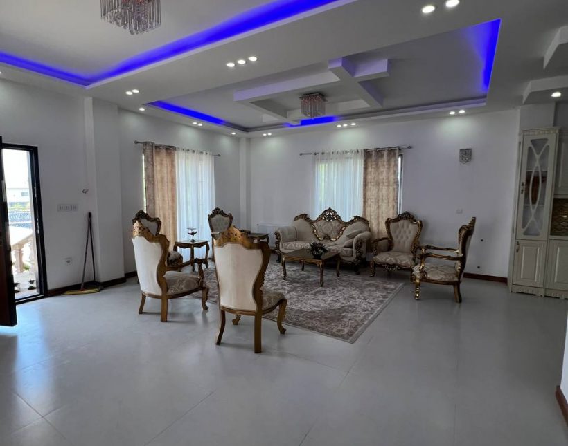 فروش کاخ ویلا استخر دار و سند دار رویان | 500 متر