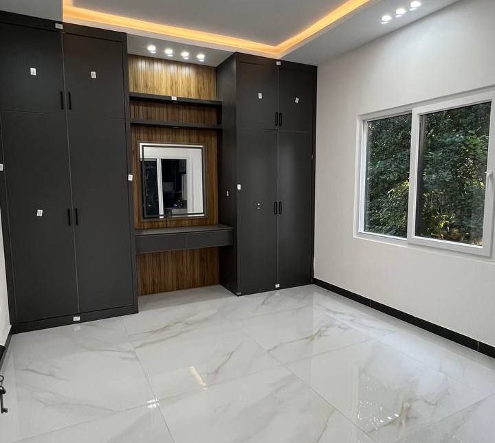 خرید ویلا دوبلکس استخر 4 فصل متریال درجه یک مهندسی ساز | 300 متر
