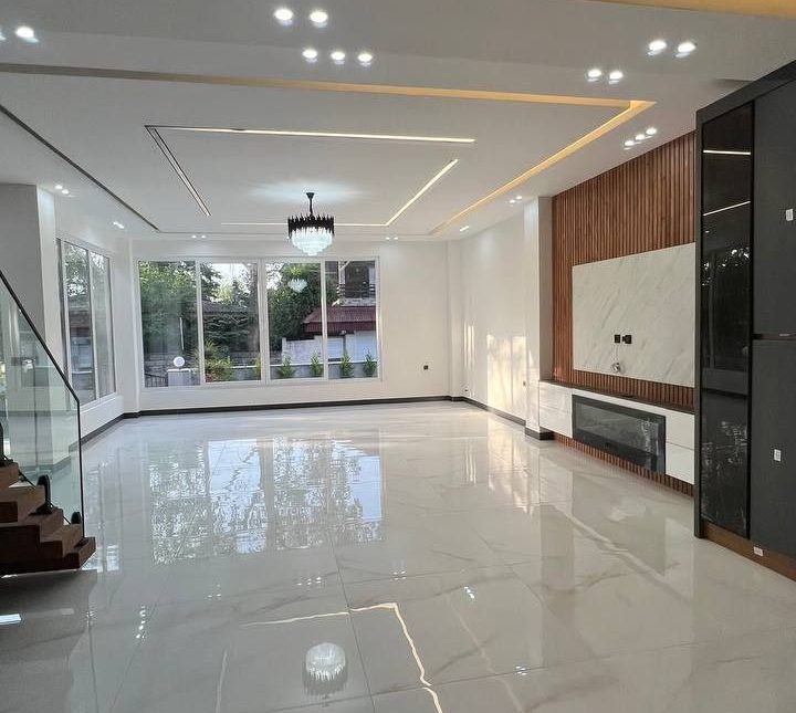 خرید ویلا دوبلکس استخر 4 فصل متریال درجه یک مهندسی ساز | 300 متر