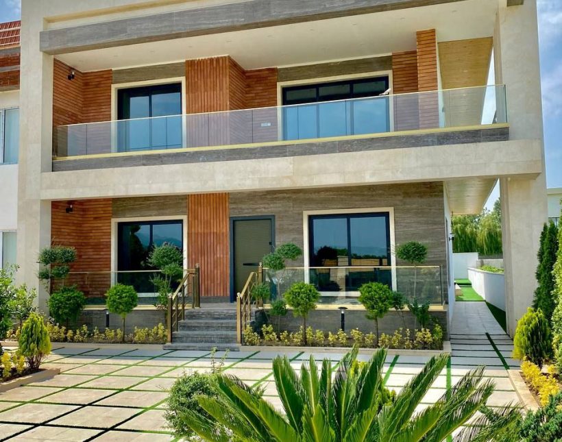 خرید ویلا مدرن استخردار شهرک جفت جنگل ۵۰۰ متر بنا | ۵۸۰ متر