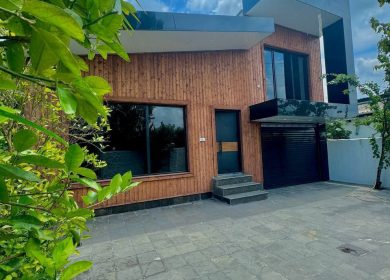 خرید ویلا پیلوت ۲۰۰ متری نما چوب | ۲۰۰ متر