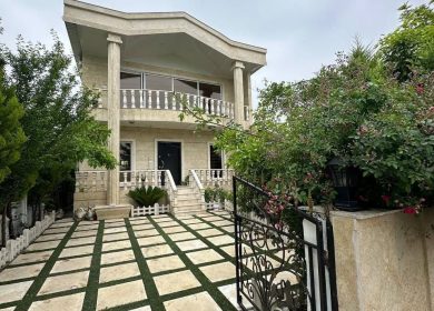 خرید ویلا دوبلکس نما سنگ با ۳۰۰ متر زمین | ۳۰۰ متر