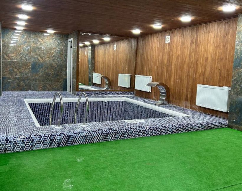 خرید ویلا باغ مجلل ۷۰۰ متر زمین | ۷۰۰ متر