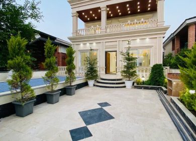 خرید ویلا شیک نما سنگ ۳۰۰ متر بنا | ۲۸۰ متر