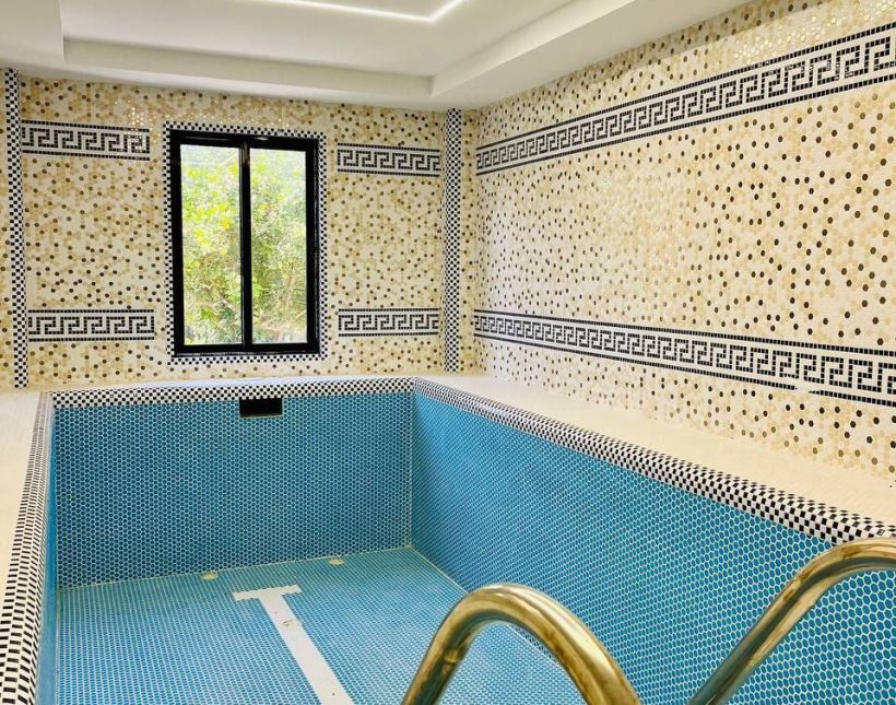 خرید ویلا نما سنگ دارای سند ۴۰۰ متر بنا | ۲۶۰ متر