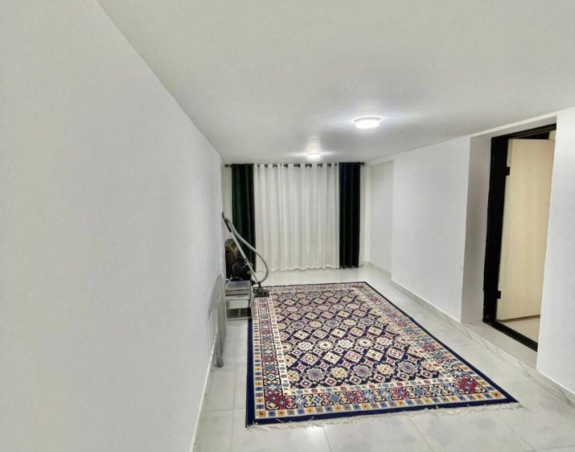 خرید ويلا 290 متری استخر دار مبله ويو عالي | 290 متر