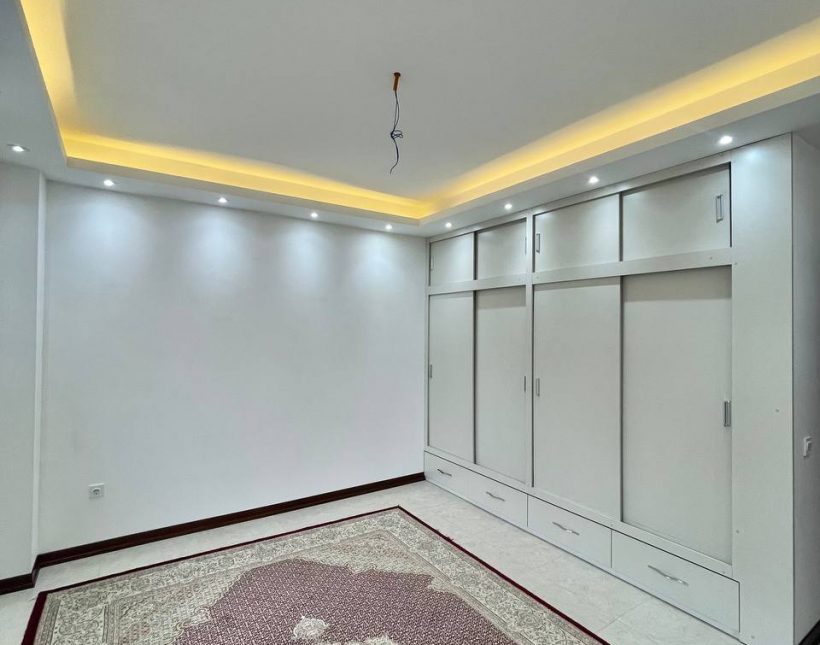 خرید ویلا 400 متری شهرك چسبيده به جنگل امنيت بالا | 400 متر
