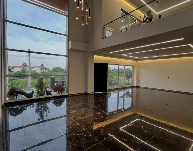خرید ويلا 400 متری مدرن استخر داخلي ٤ فصل شهركي | 400 متر