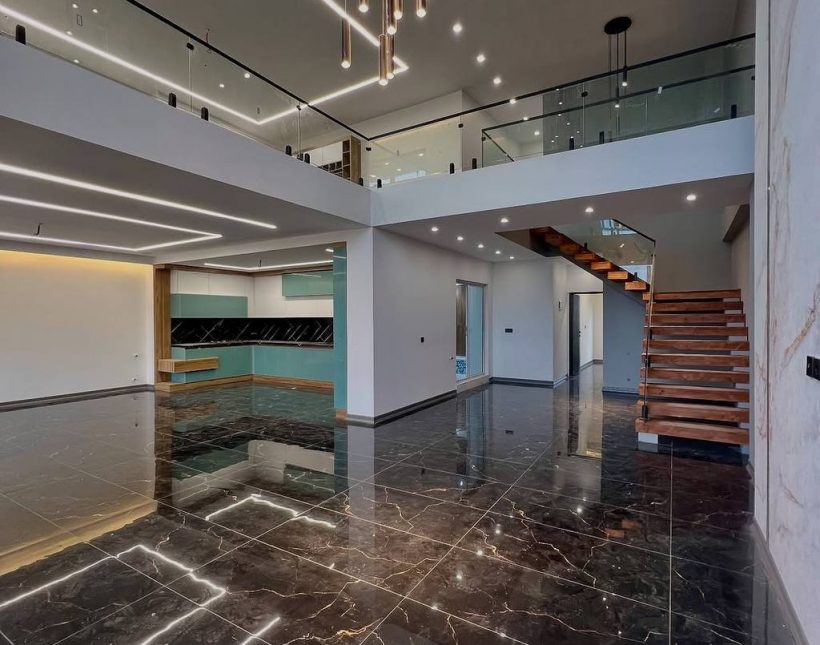 خرید ويلا 400 متری مدرن استخر داخلي ٤ فصل شهركي | 400 متر