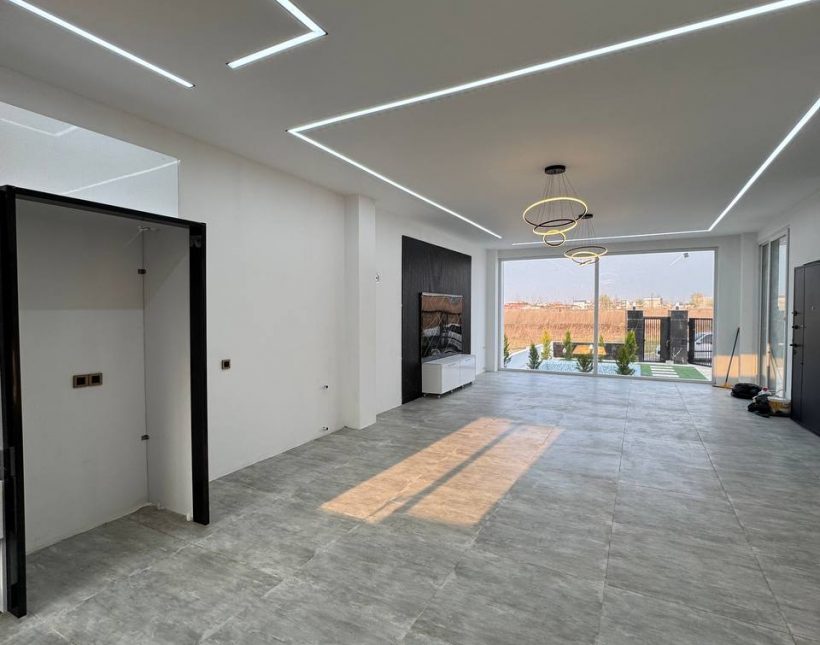 خرید ویلا دوبلکس نما مدرن استخر دار با ویو ۳۶۰ درجه الیمالات | ۳۵۰ متر