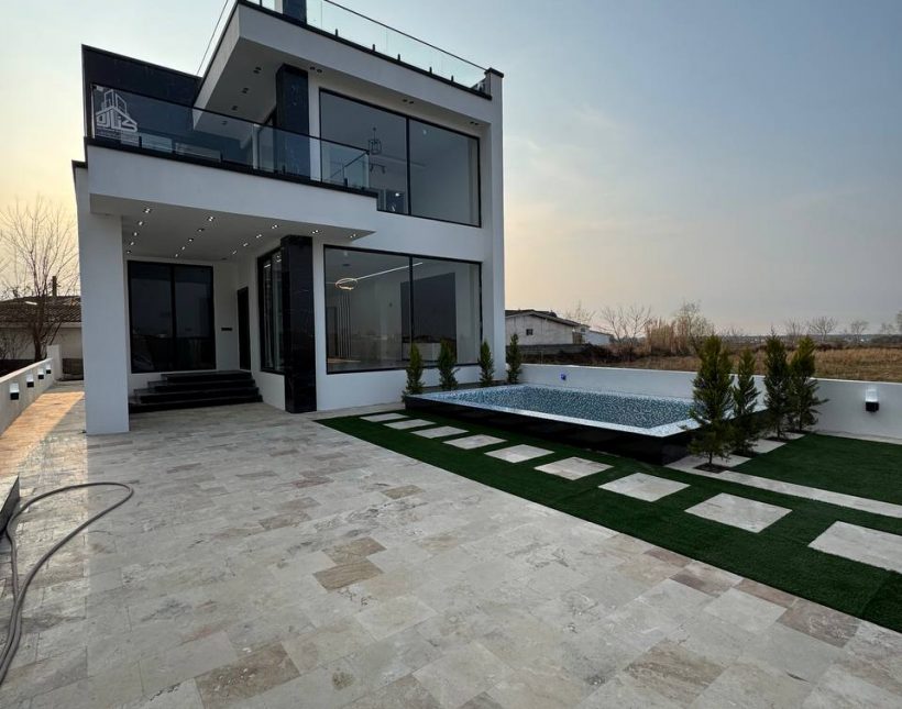 خرید ویلا دوبلکس نما مدرن استخر دار با ویو ۳۶۰ درجه الیمالات | ۳۵۰ متر