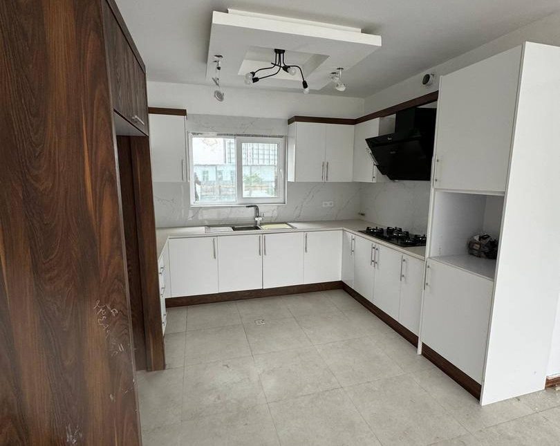 خرید ویلا دوبلکس نما مدرن با سند و پایانکار ۳ کنتور نصب | ۲۲۰ متر