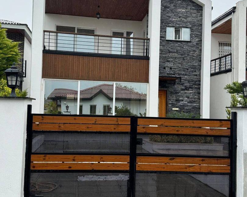 خرید ویلا دوبلکس نما مدرن با سند و پایانکار ۳ کنتور نصب | ۲۲۰ متر